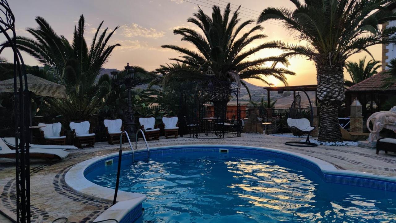 Agriturismo Reggia Saracena Агридженто Екстериор снимка