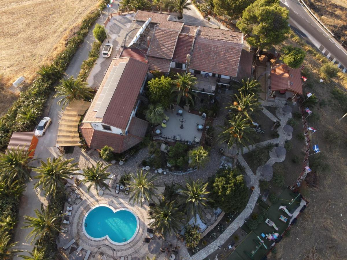 Agriturismo Reggia Saracena Агридженто Екстериор снимка