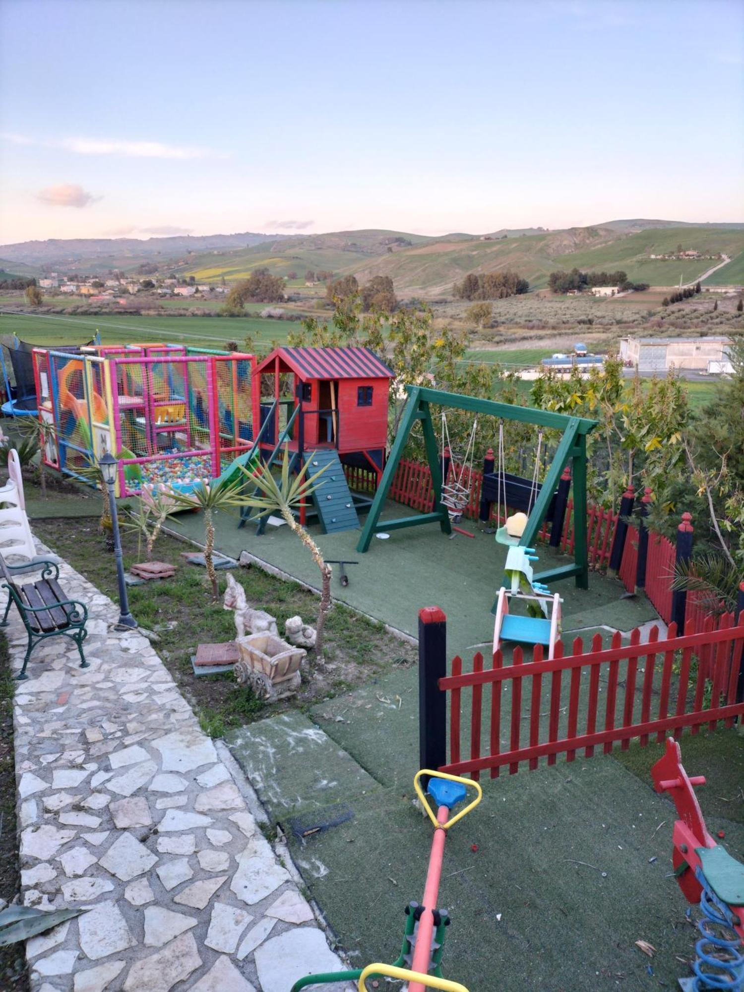 Agriturismo Reggia Saracena Агридженто Екстериор снимка