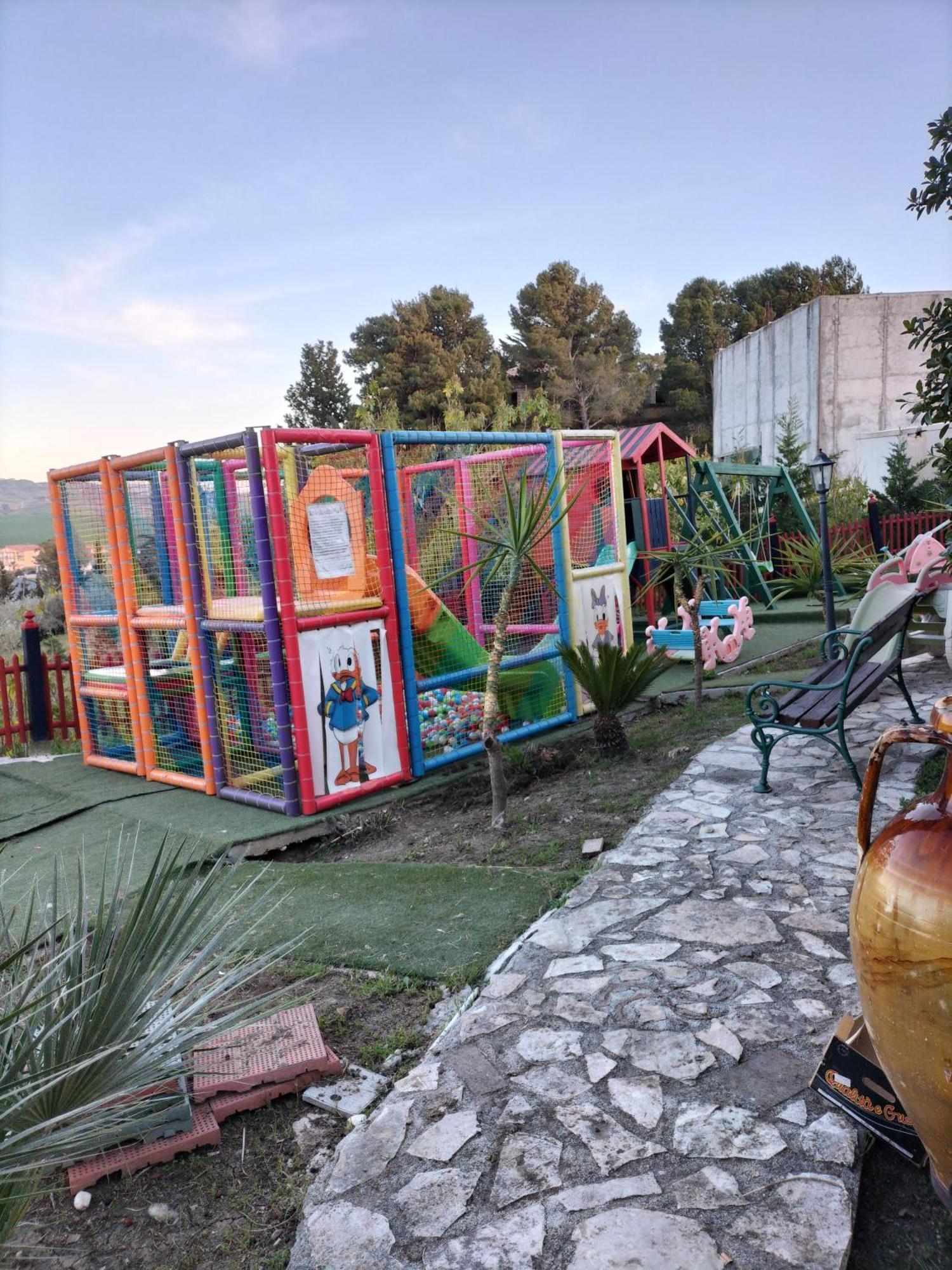 Agriturismo Reggia Saracena Агридженто Екстериор снимка