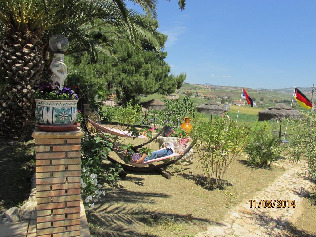 Agriturismo Reggia Saracena Агридженто Екстериор снимка