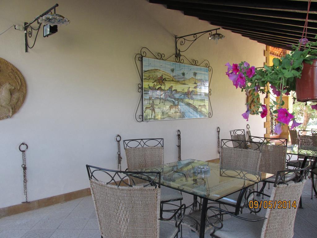 Agriturismo Reggia Saracena Агридженто Екстериор снимка