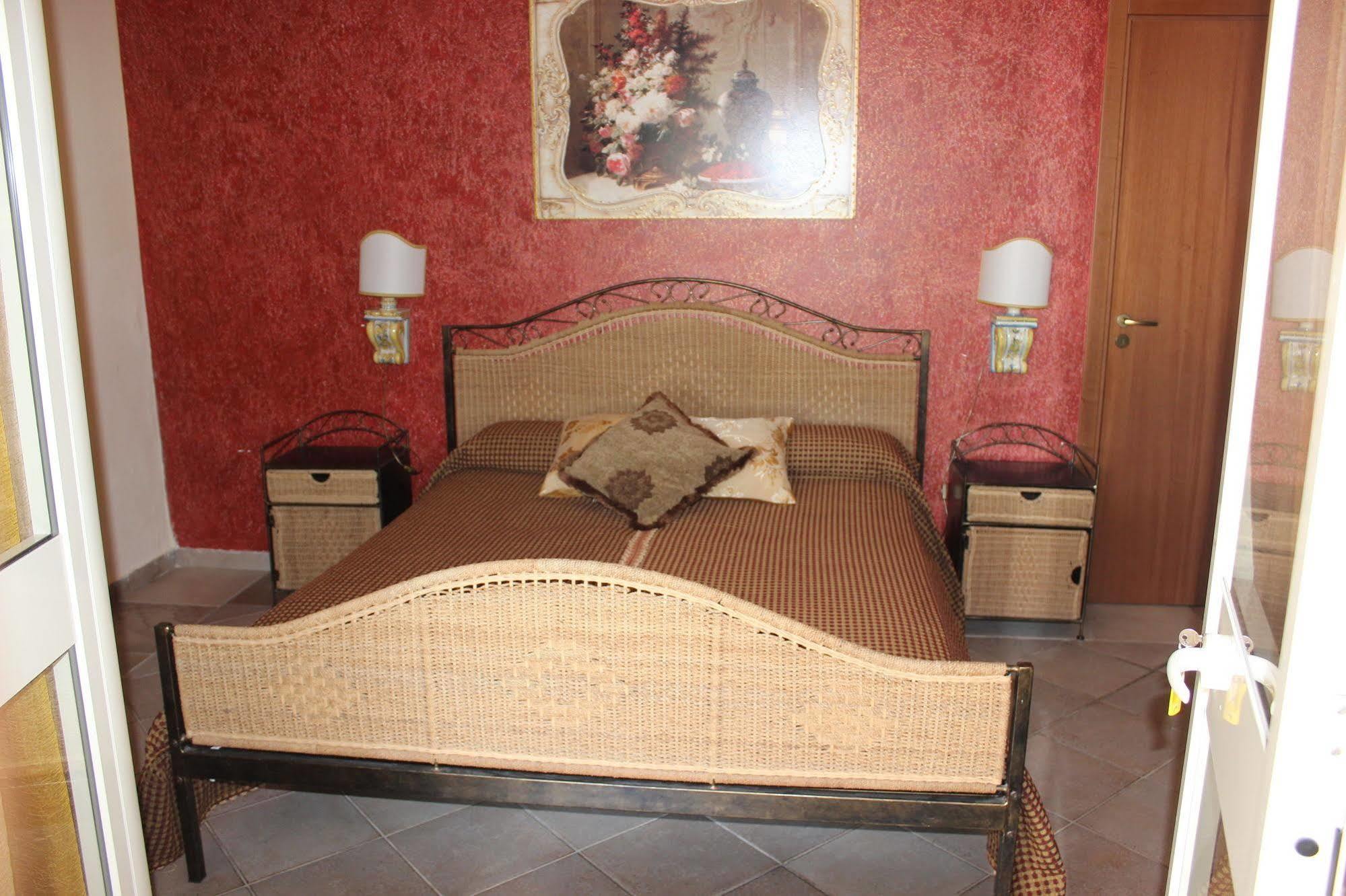Agriturismo Reggia Saracena Агридженто Екстериор снимка