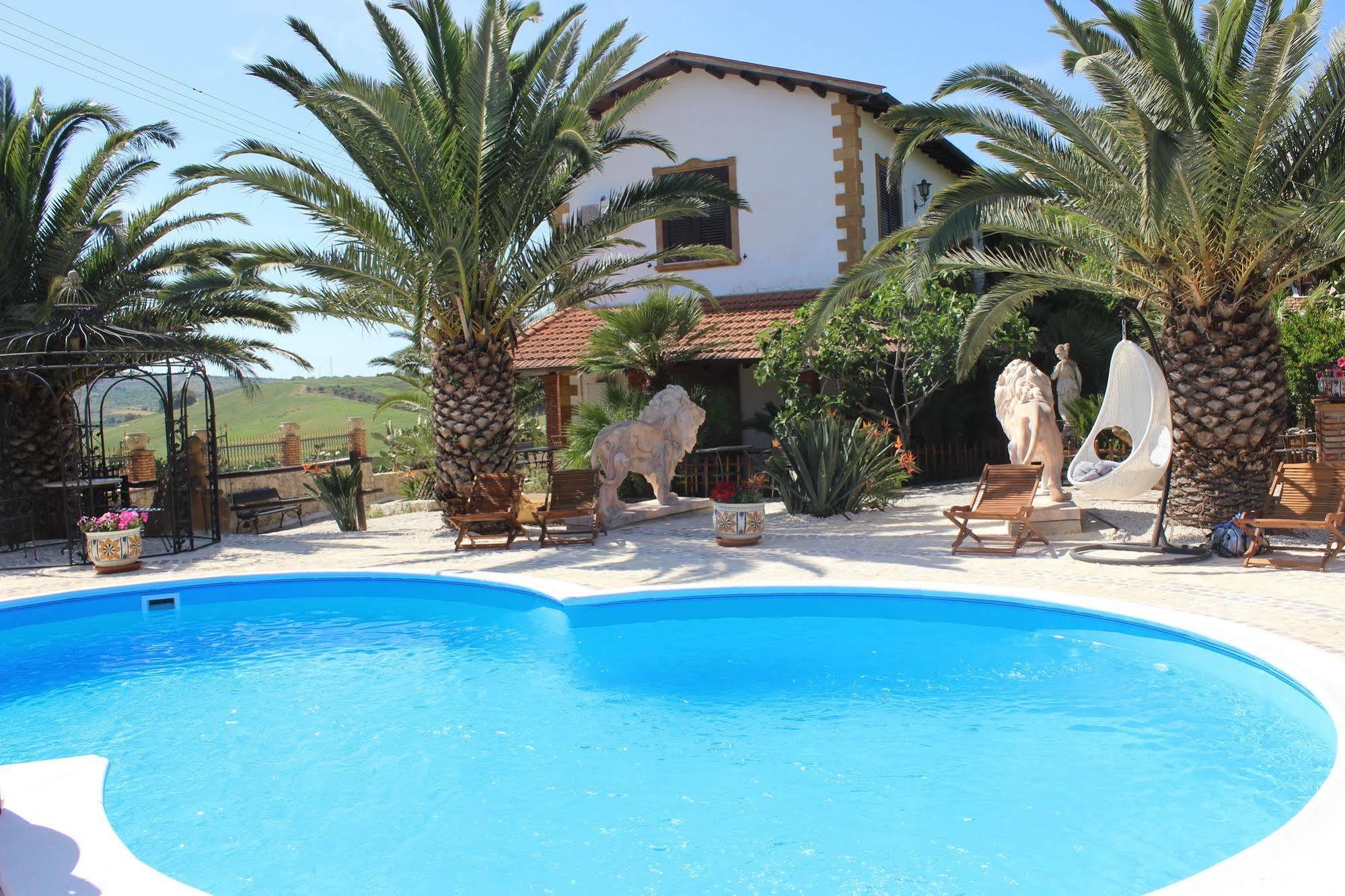 Agriturismo Reggia Saracena Агридженто Екстериор снимка